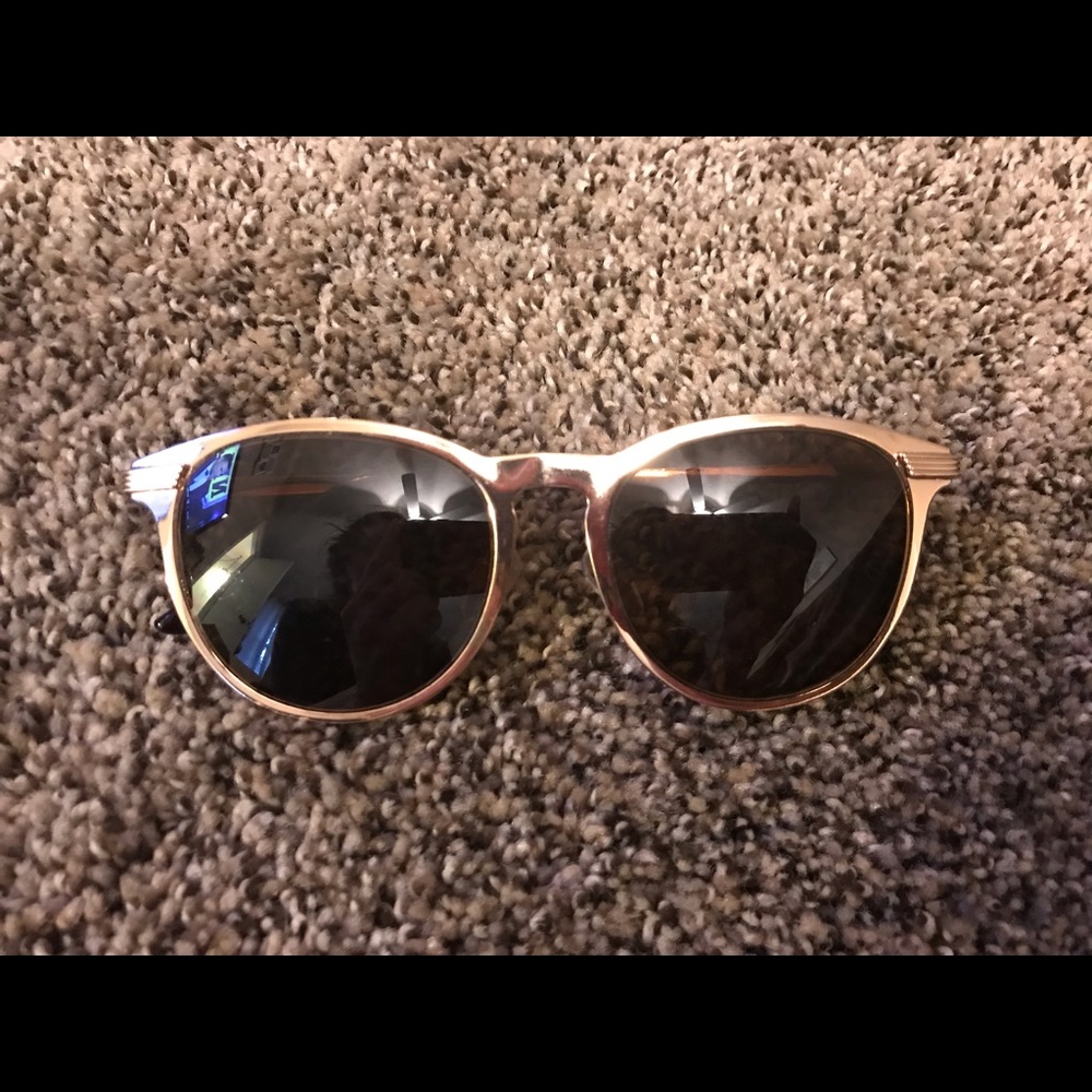 H & M sunglasses
